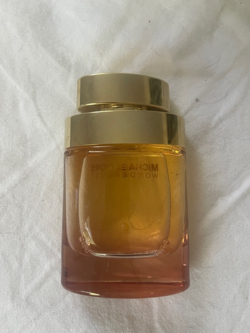 Michael Kors Wonderlust Bottle - Pink and Gold - Picture 4 of 5